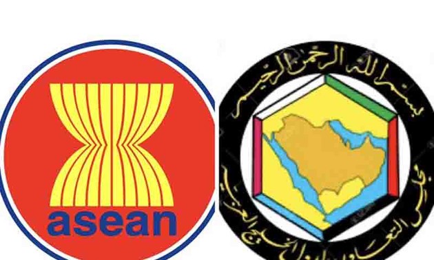 Vietnam promueve cooperación de ASEAN con países del Golfo