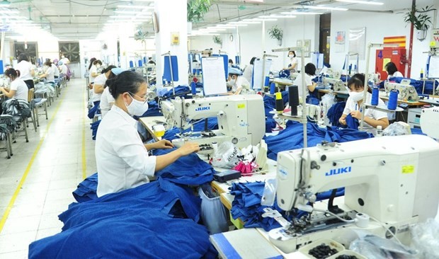 Hanói determinada a recuperar el desarrollo industrial en 2024