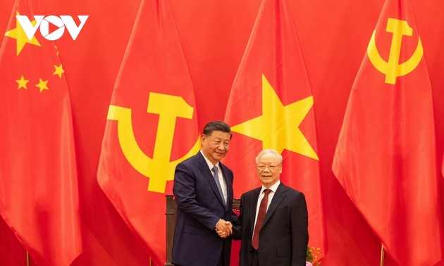 Máximos líderes políticos de Vietnam y China intercambian deseos del Año Nuevo Lunar 2024