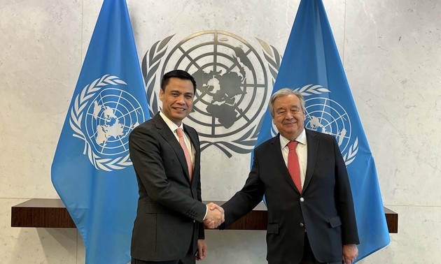 Secretario General de la ONU realza crecimiento económico de Vietnam