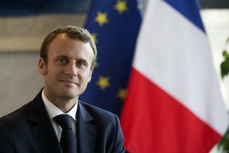 El gobernante partido de Francia encabeza encuestas de opinión pública