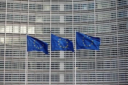 La UE señala cierta flexibilidad en la transición de Brexit