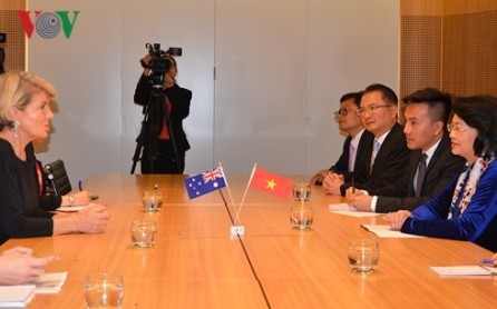 Vicepresidenta de Vietnam se reúne con la ministra de Exteriores australiana 