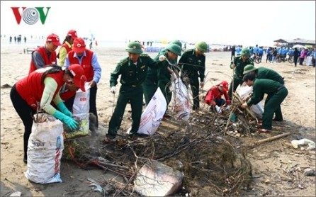 Lanzan campaña “Limpiemos el mar”