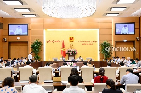 Evalúan la implementación de las resoluciones de la Asamblea Nacional de Vietnam