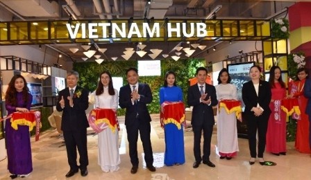 Exhiben productos vietnamitas en China