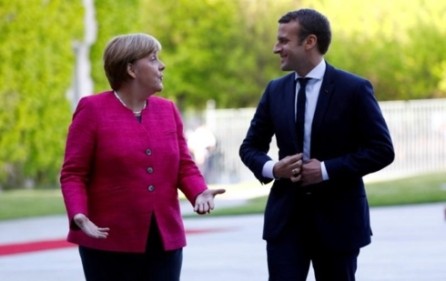 Alemania y Francia firman nuevo tratado de amistad 
