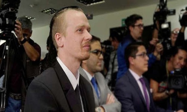 Tribunal de Ecuador niega fianza a informático sueco relacionado con Assange
