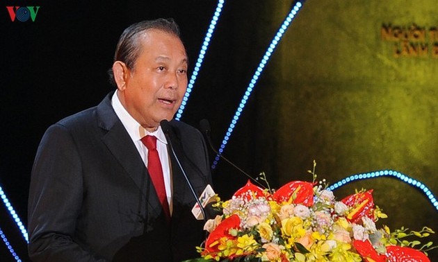 Viceprimer ministro de Vietnam asiste al 520 aniversario de la fundación de provincia de Cao Bang