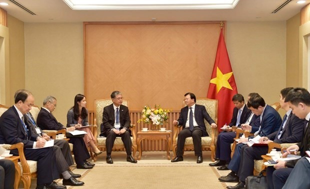 Vicepremier de Vietnam recibe a directivo de organización de amistad de Japón