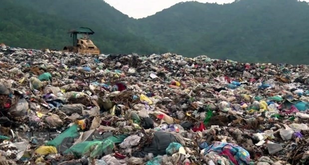 Phu Yen fortalece la gestión de residuos sólidos plásticos