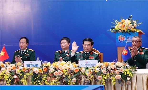 Vietnam preside XVII videoconferencia de Jefes de Defensa de Asean