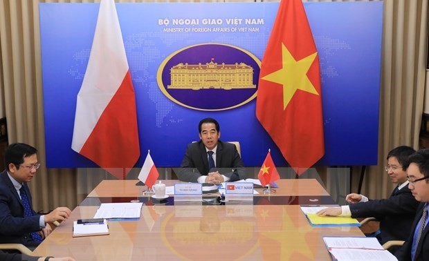 Vietnam y Polonia celebran consulta política a nivel de viceministros