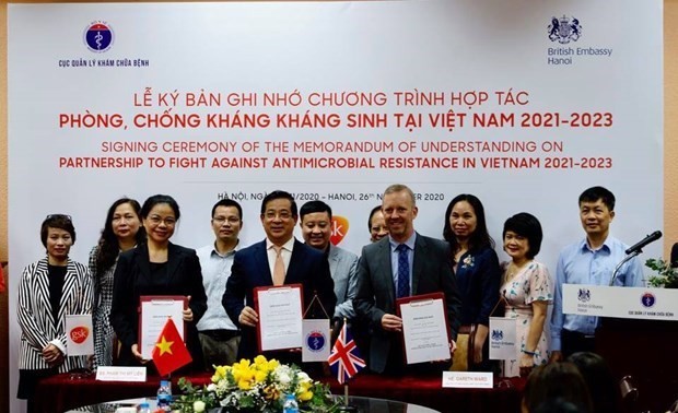 Reino Unido ayuda a Vietnam en lucha contra la farmacorresistencia