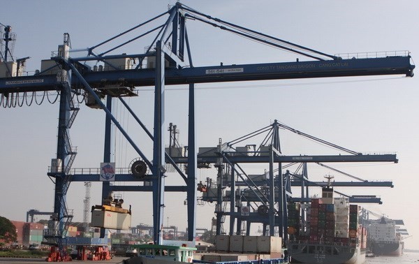 Aumenta la carga transportada a través de puertos vietnamitas en 2020