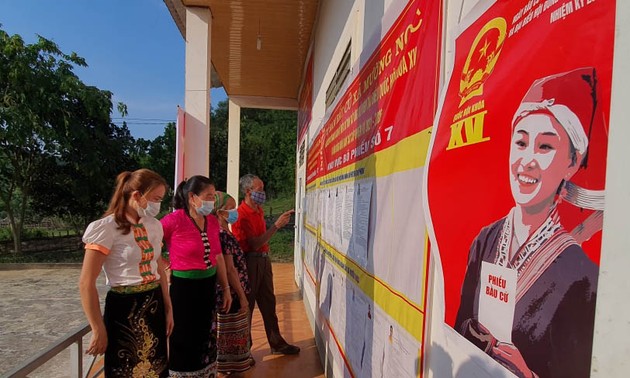 Localidades vietnamitas listas para el día de las elecciones legislativas y municipales anticipadas