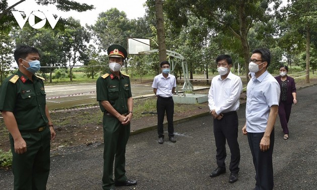 Vicepremier de Vietnam trabaja con provincia sureña sobre situación pandémica