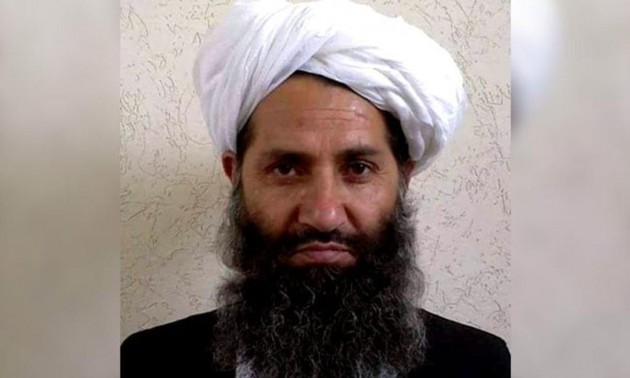 El líder supremo de los talibanes hace su primera aparición pública
