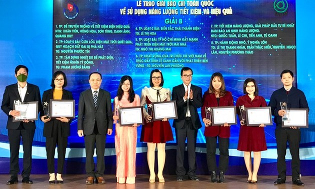 La Voz de Vietnam gana 3 premios de comunicación sobre el uso eficiente de la energía