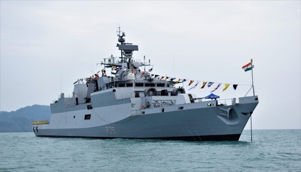 Dos barcos de la Armada india visitan Ciudad Ho Chi Minh