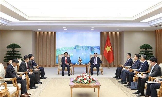 Primer ministro de Vietnam se reúne con ministro de Justicia de Laos