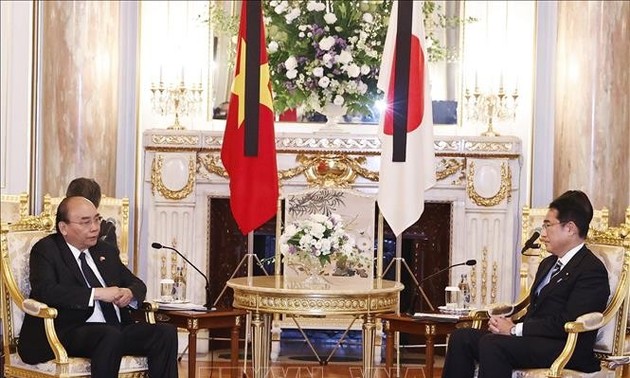 Viaje del presidente Nguyen Xuan Phuc cultiva la amistad entre Vietnam y Japón