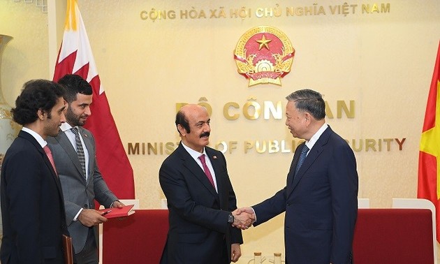 Ministro de Seguridad Pública de Vietnam recibe al embajador qatarí 
