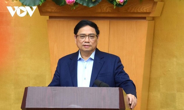 Premier vietnamita preside reunión gubernamental de noviembre