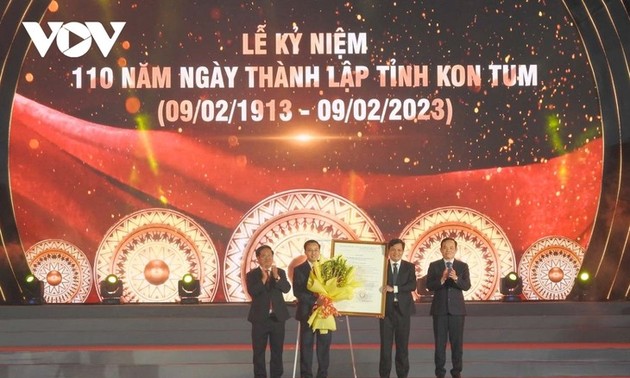 Provincia de Kon Tum celebra su 110 aniversario de establecimiento