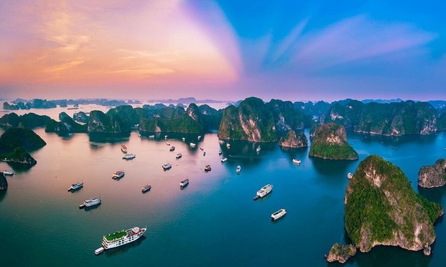 Bahía de Ha Long y Mu Cang Chai entre los 40 destinos más coloridos del mundo