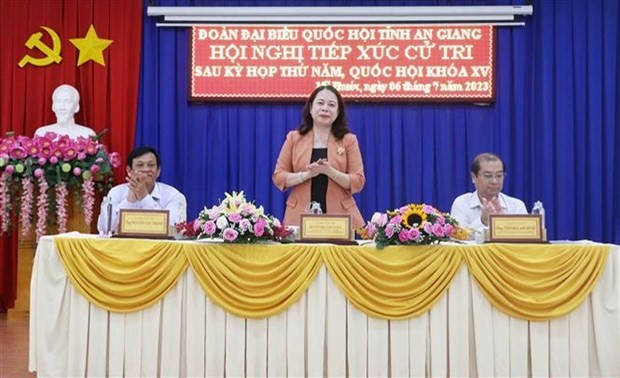 Vicepresidenta Vo Thi Anh Xuan se reúne con votantes de An Giang