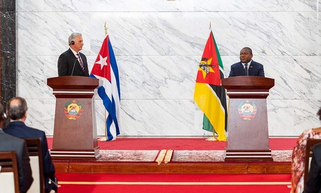 Presidente de Cuba visita Mozambique