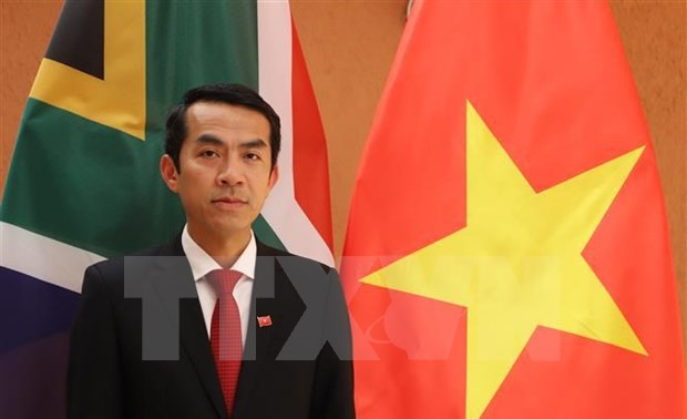 Relaciones Vietnam-Sudáfrica entran en nuevo período de desarrollo