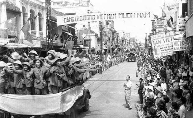 Reviven los recuerdos del día de la “Liberación de Hanói” a través de canciones inolvidables