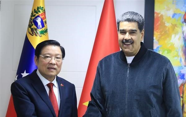 Delegación partidista de Vietnam visita Venezuela
