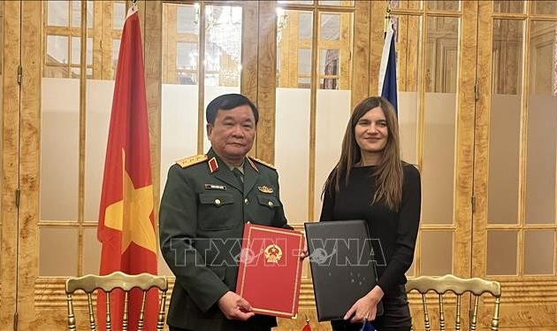 Tercer Diálogo Estratégico de Cooperación Defensiva Vietnam-Francia