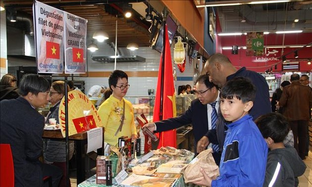 Promueven consumo de productos vietnamitas en Argelia