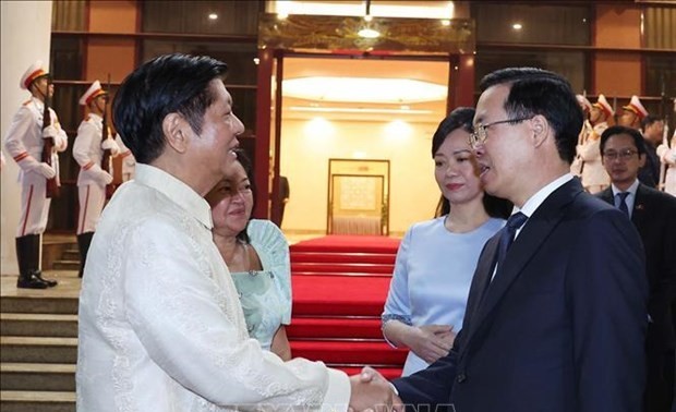 Presidente filipino concluye visita de Estado a Vietnam