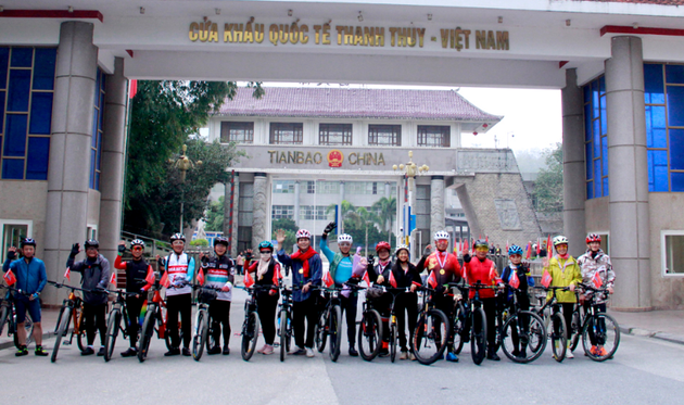 Vietnam y China lanzan recorrido turístico en bicicleta “Una ruta – Dos naciones”