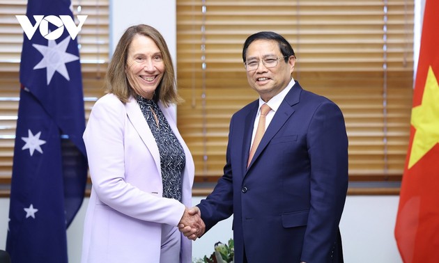 Premier de Vietnam se reúne con altos dirigentes de Australia
