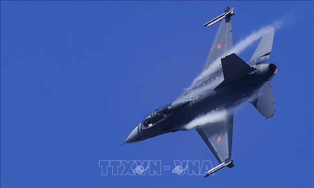 Bélgica se compromete a transferir 30 aviones F-16 a Ucrania hasta 2028