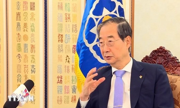 Visita a Corea del Sur del premier vietnamita contribuye a mejorar nexos bilaterales, afirma primer ministro surcoreano