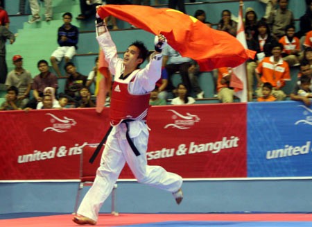 越南队夺得2016亚洲跆拳道锦标赛两枚金牌