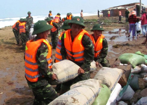 越南政府指导主动预报和应对自然灾害