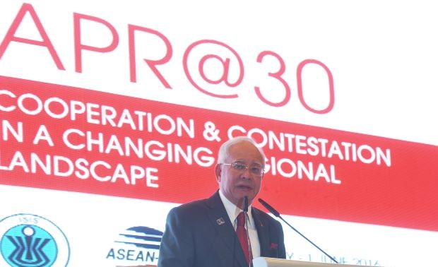 马来西亚总理纳吉布呼吁基于国际法解决东海争端