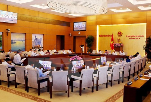 越南国会常委会向2017年投诉举报解决工作报告提供意见