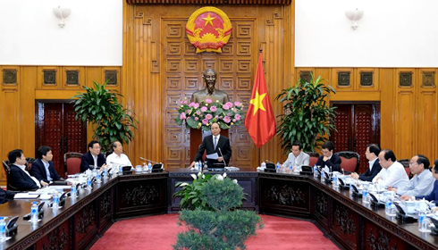 越南政府党组干事委员会认真落实12届4中全会决议和政治局的5号指示