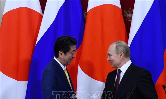 日本和俄罗斯决心解决领土争端