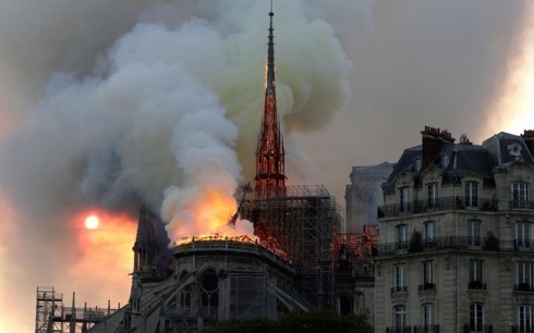 越南就巴黎圣母院大教堂火灾向法国人民表示慰问