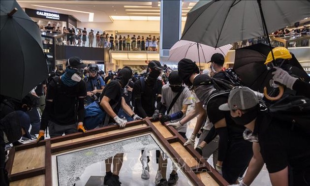 香港警方:上周末拘捕80人